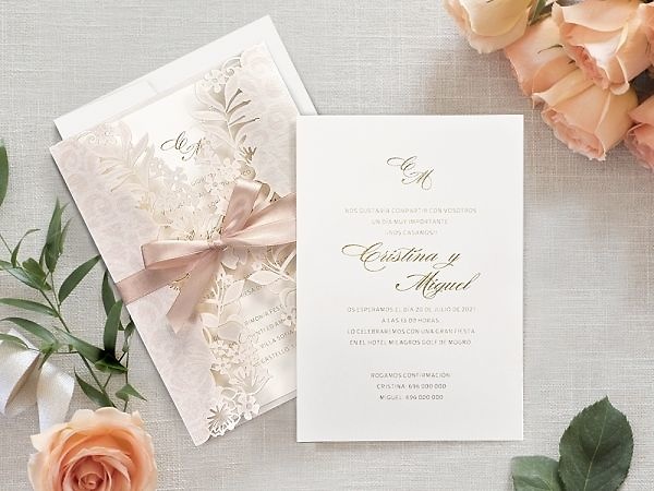 Invitación de boda corte láser 39707 