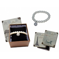  Pulsera perlas blancas con llamador en caja